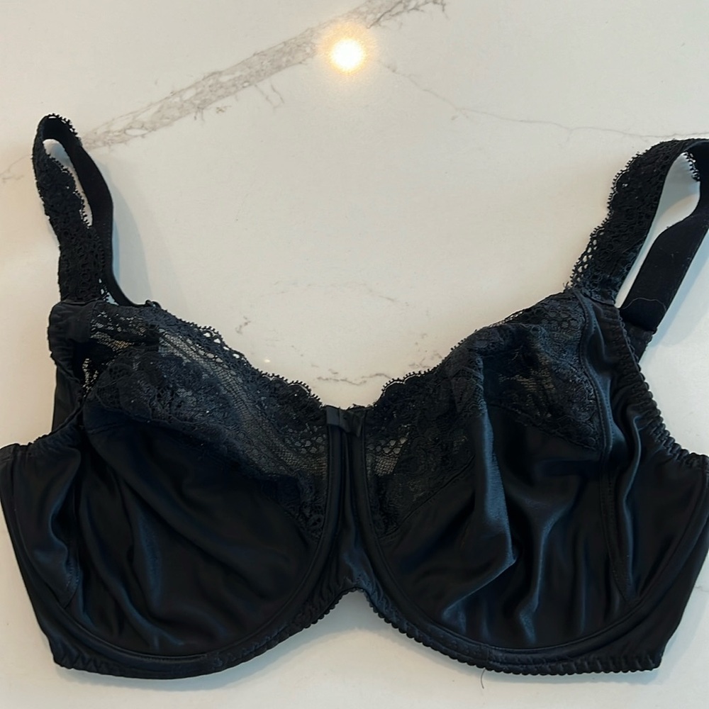 Prima Dona Melton full cup gently used